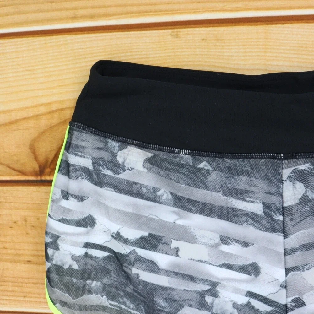 Avia Athletic Shorts‎ Womens Size M Multicolor Striped Stretch Lined Drawstring